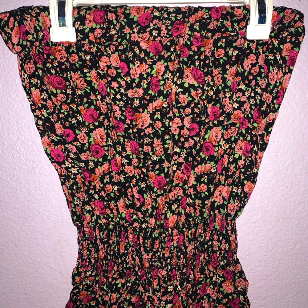 FLORAL STRAPLESS ROMPER - Picture 2 of 3